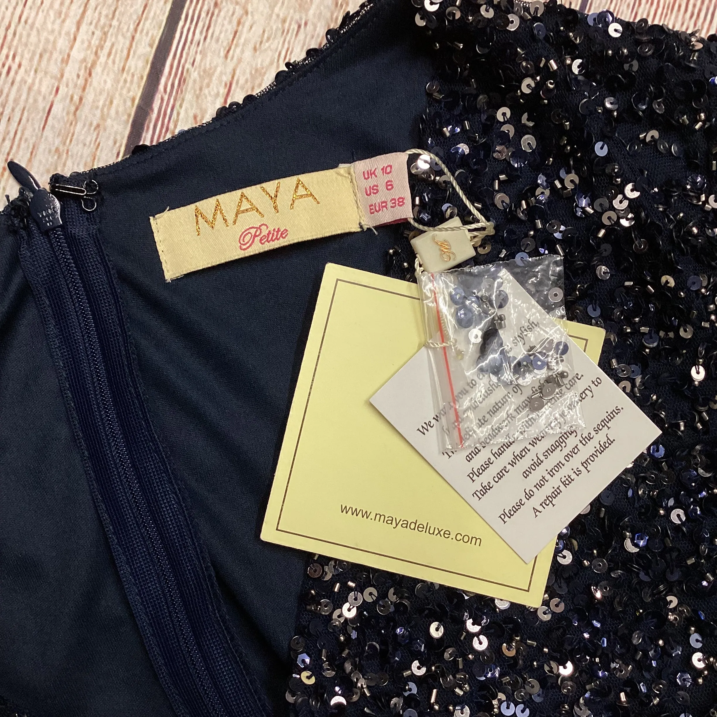 BNWT Maya Deluxe Petite Navy Sequin Occasion Dress Size 10