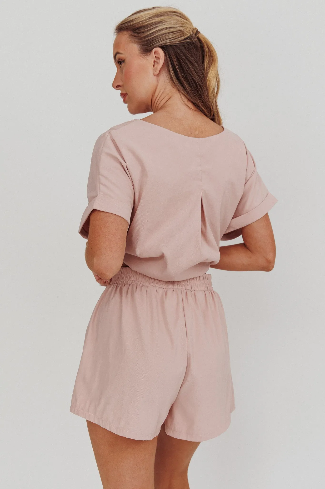 Yuna Elastic Waist Relaxed Shorts Blush